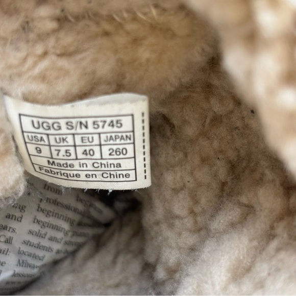 UGG Bellevue Tall Winter Fur Leather Boots  size 9 - Picture 9 of 11